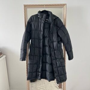 North Face Women's Black Quilted Coat